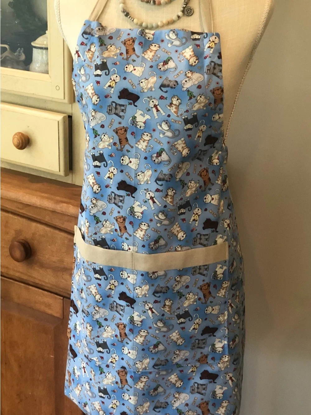 Light Blue Cat-Print Pet Apron with Front Pocket - Unbranded